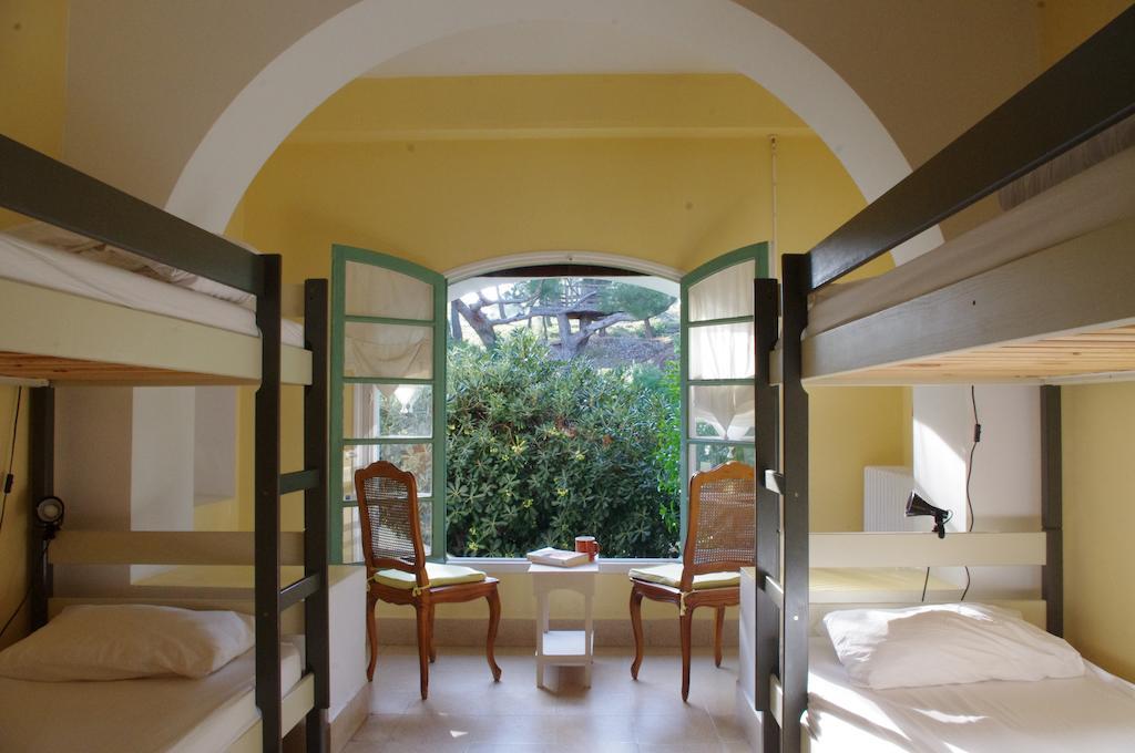 Hostel Cassis Hostel *