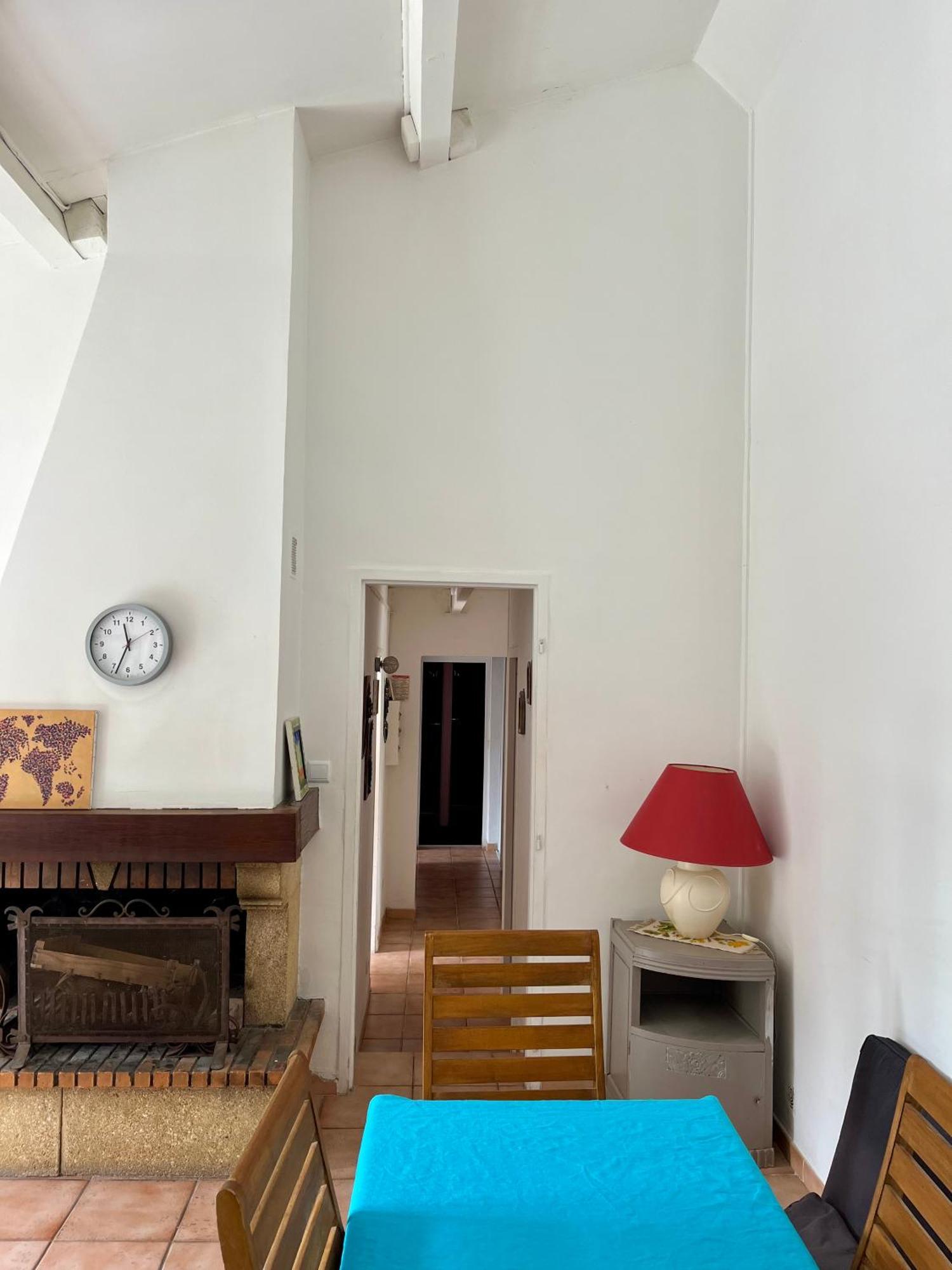 Cassis Hostel Hostel